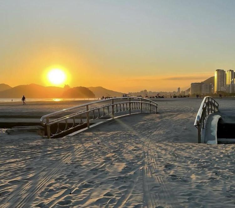 Apartamento Em Santos No Gonzaga Em Frente A Praia מראה חיצוני תמונה